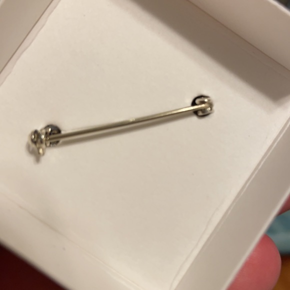 KJL Kenneth Lane high heel stiletto broach - Picture 2 of 3